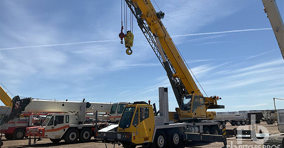Ritchie Bros. sells used cranes Ritchie Bros. sells used cranes
